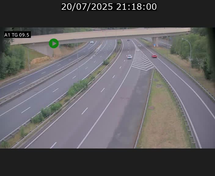 Traffic live webcam Luxembourg Jonction Grünewald - A1 direction Luxembourg-ville - BK 9.5