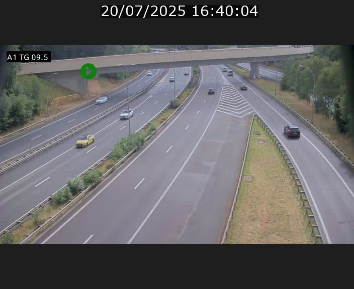 Traffic live webcam Luxembourg Jonction Grünewald - A1 direction Luxembourg-ville - BK 9.5
