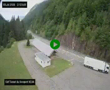 Webcam à l'entrée du tunnel du Somport, côté français, sur la N134, dans les Pyrénées, en direction de l'Espagne, à 1116 mètres d'altitude