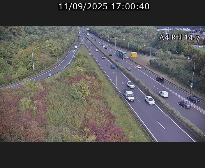Traffic live webcam Luxembourg Jonction Lankelz - A4 - BK 14.7 - direction Luxembourg