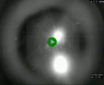 Webcam au carrefour de la croisade, à la jonction entre la N22 et la N320, avant le poste de douane franco-andorrane. Webcam à 1790 mètres d'altitude