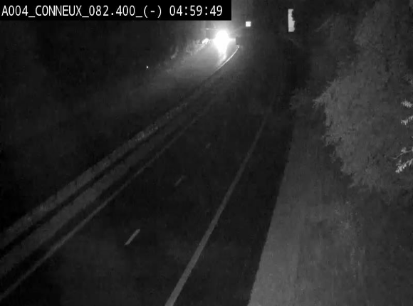 Webcam sur l'E411 avant les sorties 20 menant à Ciney, Dinant et Achêne. Vue orientée vers Namur