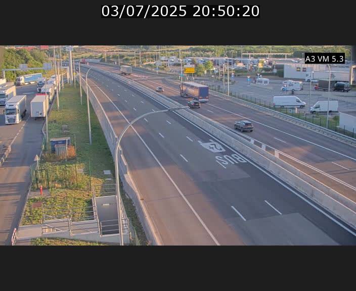 Traffic live webcam Luxembourg Aire de Berchem - A3 - BK 5 - direction France