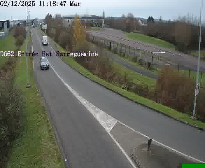 Point de vue trafic déployé sur D662 (France) à Sarreguemines, regardant vers Sarreguemines, aidant conducteurs et services à anticiper les flux.