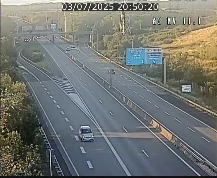 Traffic live webcam Luxembourg Croix de Bettembourg A3 - BK 11.1 - direction Luxembourg-ville