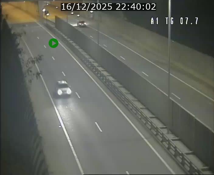 Traffic live webcam Luxembourg Kirchberg - A1 direction Luxembourg-ville - BK 7.7