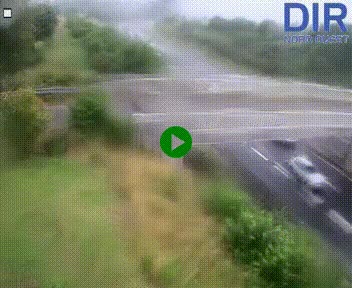 Webcam sur A84 à hauteur de Pont-Farcy, au niveau du pont autoroutier sur la Vire, au sud de Saint-Lô