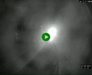 Webcam au carrefour de la croisade, à la jonction entre la N22 et la N320, avant le poste de douane franco-andorrane. Webcam à 1790 mètres d'altitude
