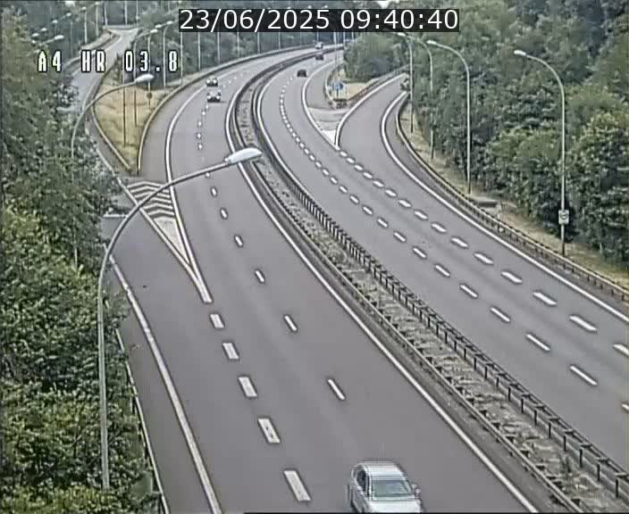 Webcam traffic A4 Luxembourg - BK 3.8 - Leudelange (direction Esch sur Alzette)
