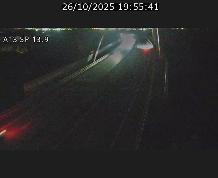 Traffic live webcam Luxembourg Kayl - A13 direction Esch-sur-Alzette/Luxembourg-ville - BK 13.9