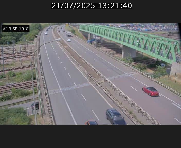 Traffic live webcam Luxembourg Croix de Bettembourg - A13 direction Esch-sur-Alzette - BK 19.8