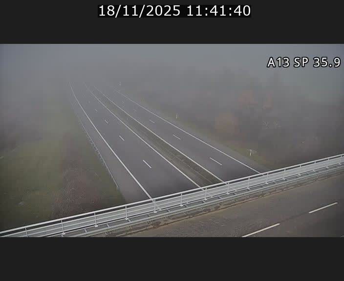 Webcam trafic sur A13 à l'entrée ouest du tunnel Markusbierg à Remerschen. Vue orientée vers Mondorf-les-Bains.