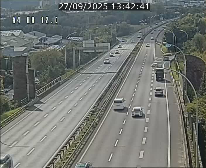 Traffic live webcam Luxembourg Jonction Foetz - A4 - BK 12.0 - direction Esch sur Alzette