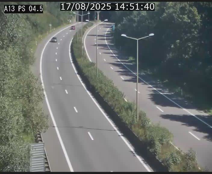 Traffic live webcam Luxembourg Differdange - A13 direction Esch-sur-Alzette - BK 4.5
