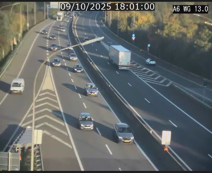 Traffic live webcam Luxembourg Mamer - A6 - BK 13 - direction Luxembourg/France/Allemagne