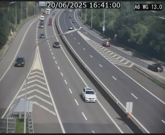 Traffic live webcam Luxembourg Mamer - A6 - BK 13 - direction Luxembourg/France/Allemagne