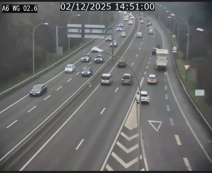 Traffic live webcam Luxembourg Croix de Cessange - A6 - BK 2.6 - direction France/Allemagne