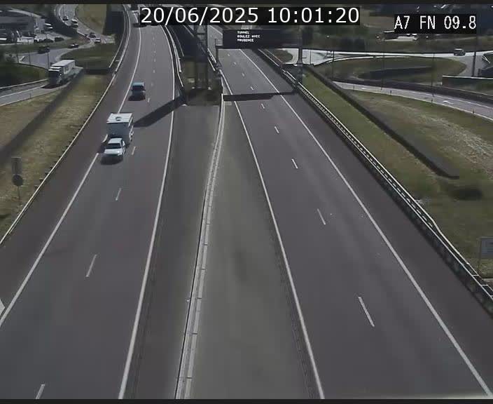 Caméra trafic Luxembourg - A7, Tunnel Gousselerbierg, sortie sud, direction rond-point Lorentzweiler (BK 9.9)
