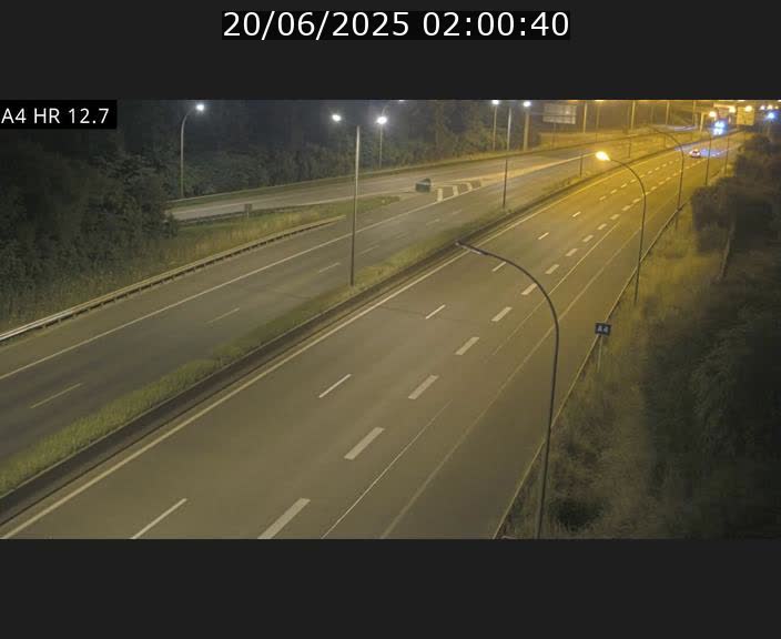 Traffic live webcam Luxembourg Esch sur Alzette - A4 - BK 12.7 - direction Esch-Belval