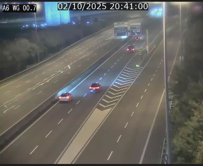 Traffic live webcam Luxembourg Croix de Cessange - A6 - BK 0.7 - direction A3 France