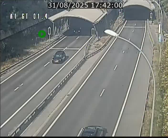 Traffic live webcam Luxembourg Hesperange - A1 direction Kirchberg - BK 1.4