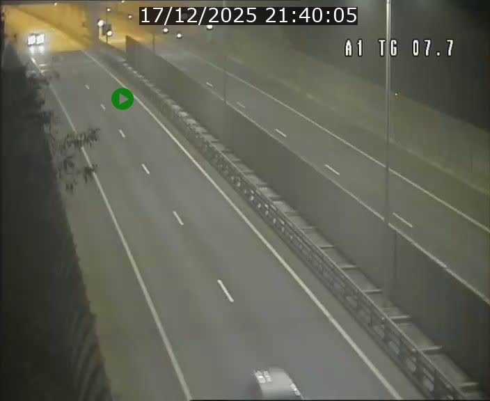 Traffic live webcam Luxembourg Kirchberg - A1 direction Luxembourg-ville - BK 7.7