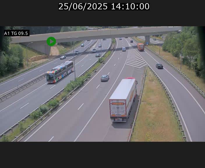 Traffic live webcam Luxembourg Jonction Grünewald - A1 direction Luxembourg-ville - BK 9.5