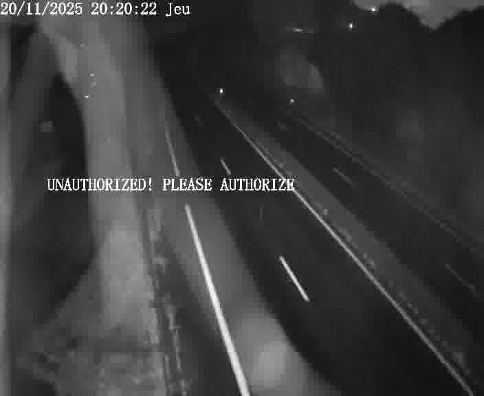 Webcam sur la D910 située dans la Côte des 4 vents. Vue orientée vers le bas, vers Saint-Avold.