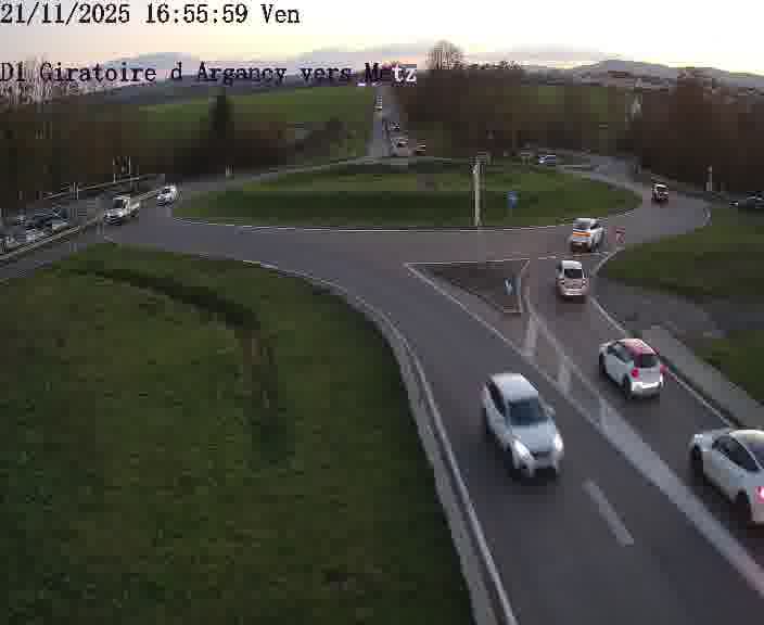 Webcam installée le long de D1 (France) à Argancy, pointée vers Metz, utile pour suivre précisément les conditions de trafic.