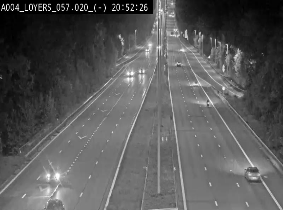 Webcam E411 au niveau du viaduc de Beez à Loyers, entre Champion et Warissoulx. Vue orientée vers Bruxelles