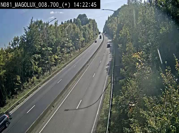 Webcam sur la N81 (E411) à hauteur de la jonction avec la N883. Vue orientée vers Longwy