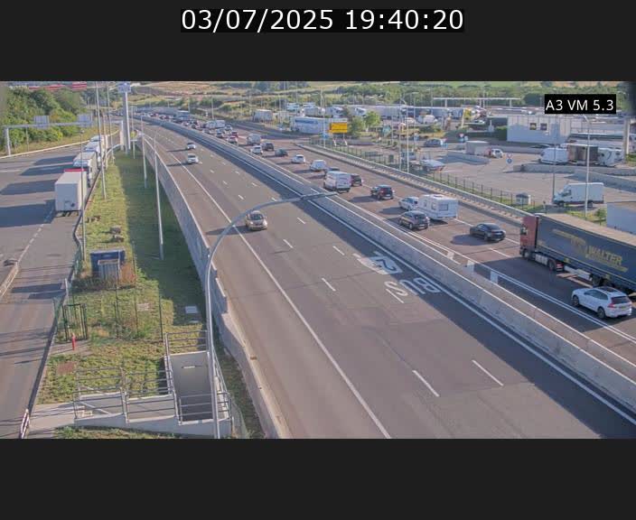 Traffic live webcam Luxembourg Aire de Berchem - A3 - BK 5 - direction France