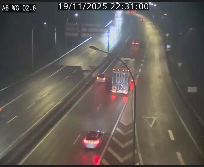 Traffic live webcam Luxembourg Croix de Cessange - A6 - BK 2.6 - direction France/Allemagne