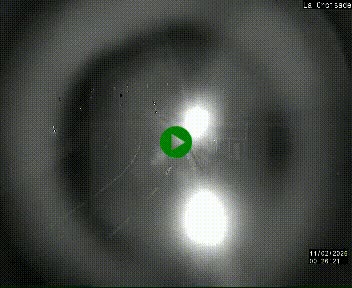 Webcam au carrefour de la croisade, à la jonction entre la N22 et la N320, avant le poste de douane franco-andorrane. Webcam à 1790 mètres d'altitude