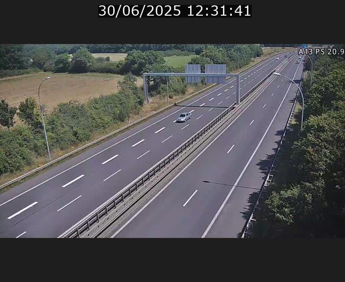 Traffic live webcam Luxembourg Croix de Bettembourg, rond-point d'Hellange - A13 direction Allemagne - BK 20.9
