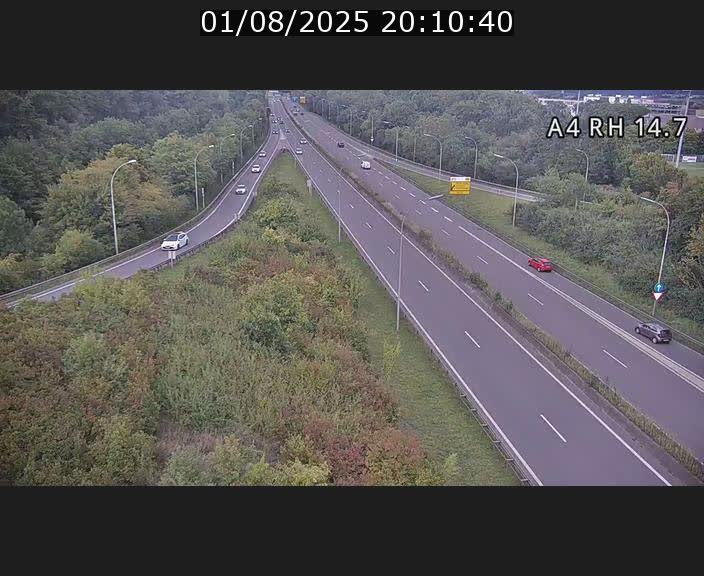 Traffic live webcam Luxembourg Jonction Lankelz - A4 - BK 14.7 - direction Luxembourg