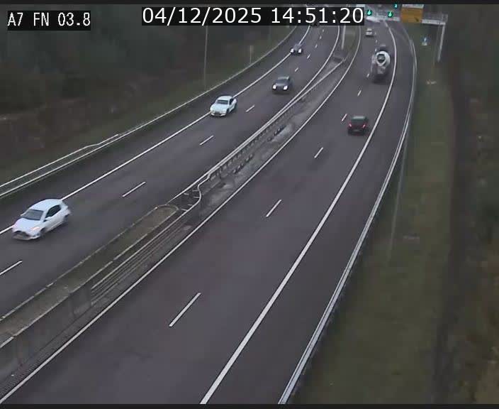 Caméra autoroute Luxembourg A7 - Passage à gibier Rëngelbour - direction Tunnel Stafelter