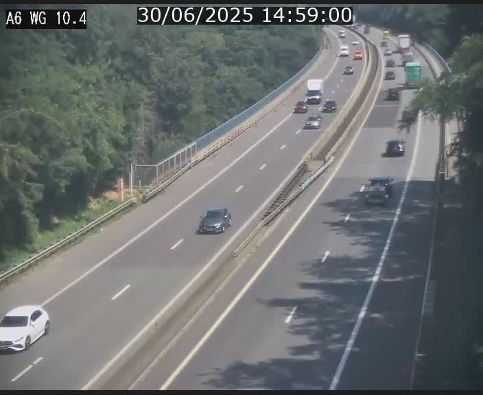 Traffic live webcam Luxembourg Mamer - A6 - BK 10.4 - direction Luxembourg/France/Allemagne