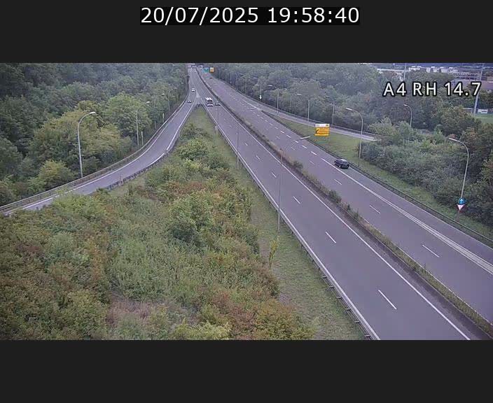 Traffic live webcam Luxembourg Jonction Lankelz - A4 - BK 14.7 - direction Luxembourg
