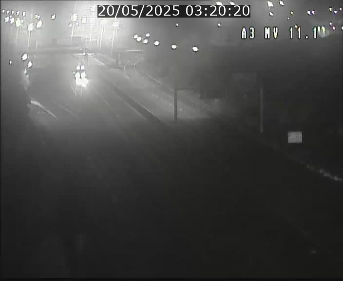 Traffic live webcam Luxembourg Croix de Bettembourg A3 - BK 11.1 - direction Luxembourg-ville