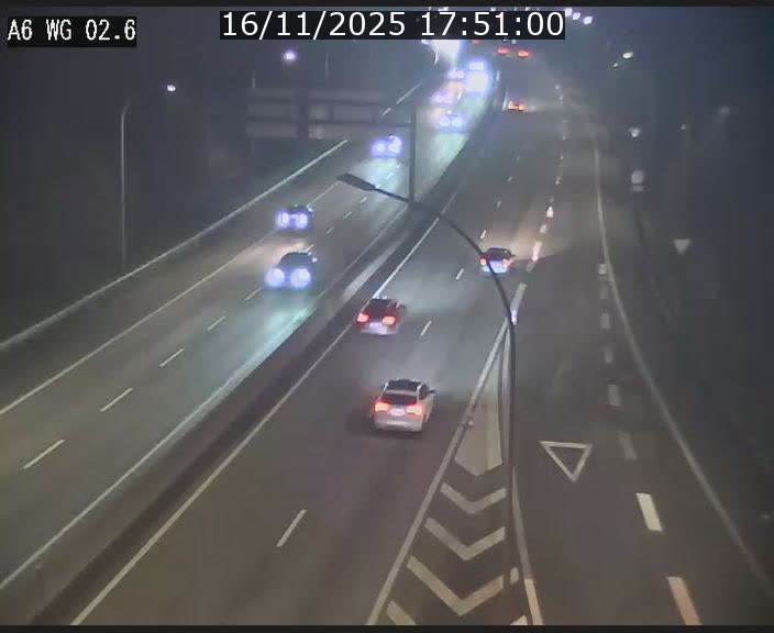 Traffic live webcam Luxembourg Croix de Cessange - A6 - BK 2.6 - direction France/Allemagne