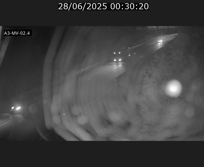 Webcam autoroute de la France (A3) au Luxembourg à Fentange, à proximité de la Croix de Gasperich. Vue orientée vers la Cloche d'Or