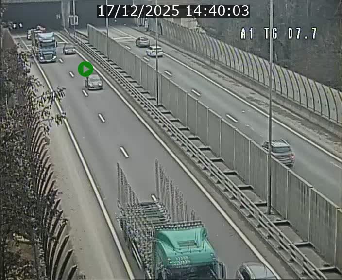 Traffic live webcam Luxembourg Kirchberg - A1 direction Luxembourg-ville - BK 7.7