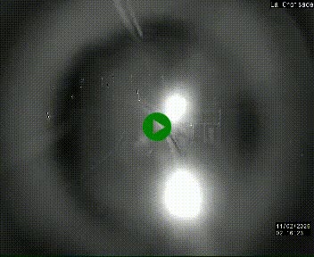 Webcam au carrefour de la croisade, à la jonction entre la N22 et la N320, avant le poste de douane franco-andorrane. Webcam à 1790 mètres d'altitude