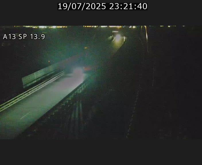 Traffic live webcam Luxembourg Kayl - A13 direction Esch-sur-Alzette/Luxembourg-ville - BK 13.9