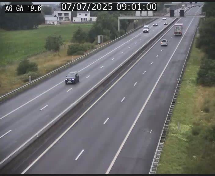 Traffic live webcam Luxembourg - Steinfort - A6 - BK 19.6 - direction Belgique
