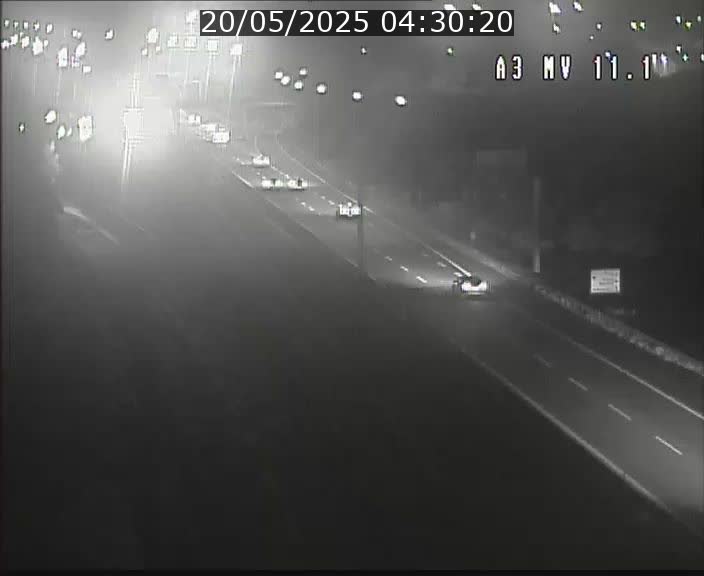 Traffic live webcam Luxembourg Croix de Bettembourg A3 - BK 11.1 - direction Luxembourg-ville
