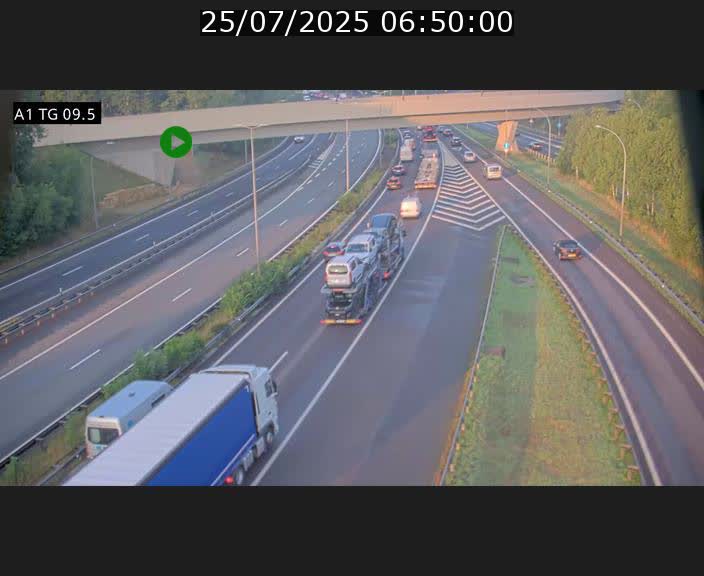 Traffic live webcam Luxembourg Jonction Grünewald - A1 direction Luxembourg-ville - BK 9.5