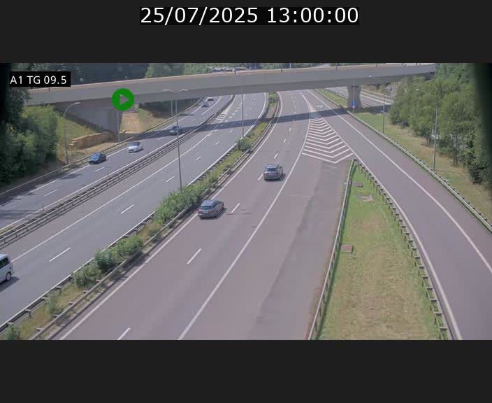 Traffic live webcam Luxembourg Jonction Grünewald - A1 direction Luxembourg-ville - BK 9.5