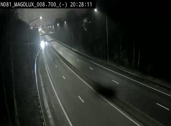 Webcam sur la N81 (E411) à hauteur de la jonction avec la N883. Vue orientée vers Arlon